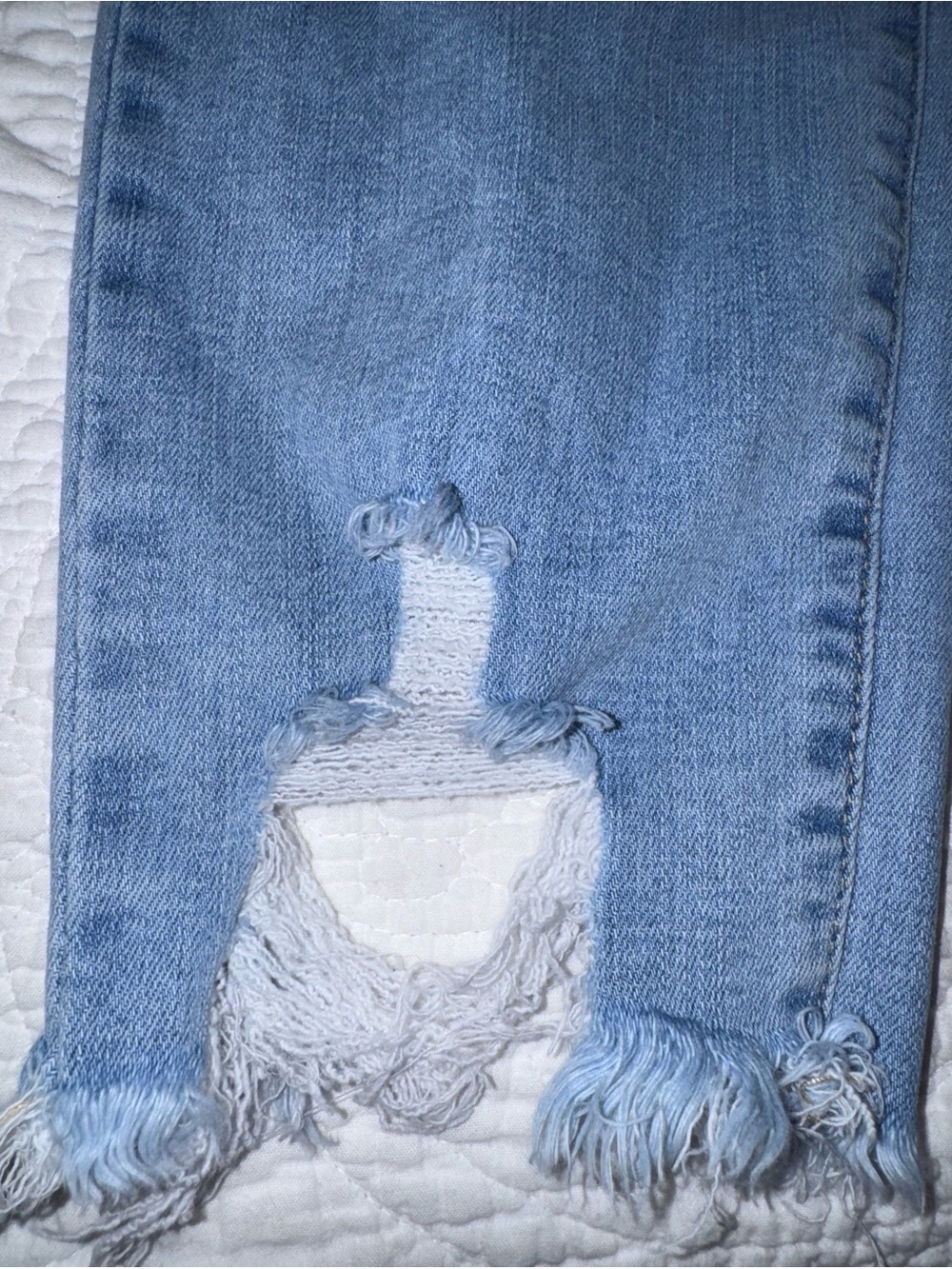 Judy Blue Boyfriend Fit Jeans 7/28 Distressed Raw Hem Light Wash Stretch Denim - Picture 4 of 7